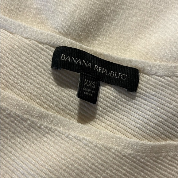 Banana Republic White Asymmetrical Sweater Size XXS - Picture 4 of 5